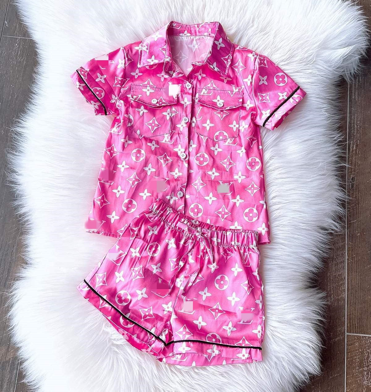 L//v Parent-child Satin Pajamas