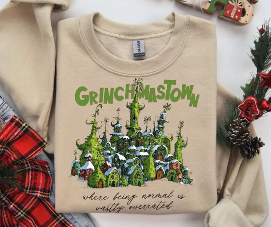 Unisex Holiday Christmas Town Graphic Crewneck Sweatshirt