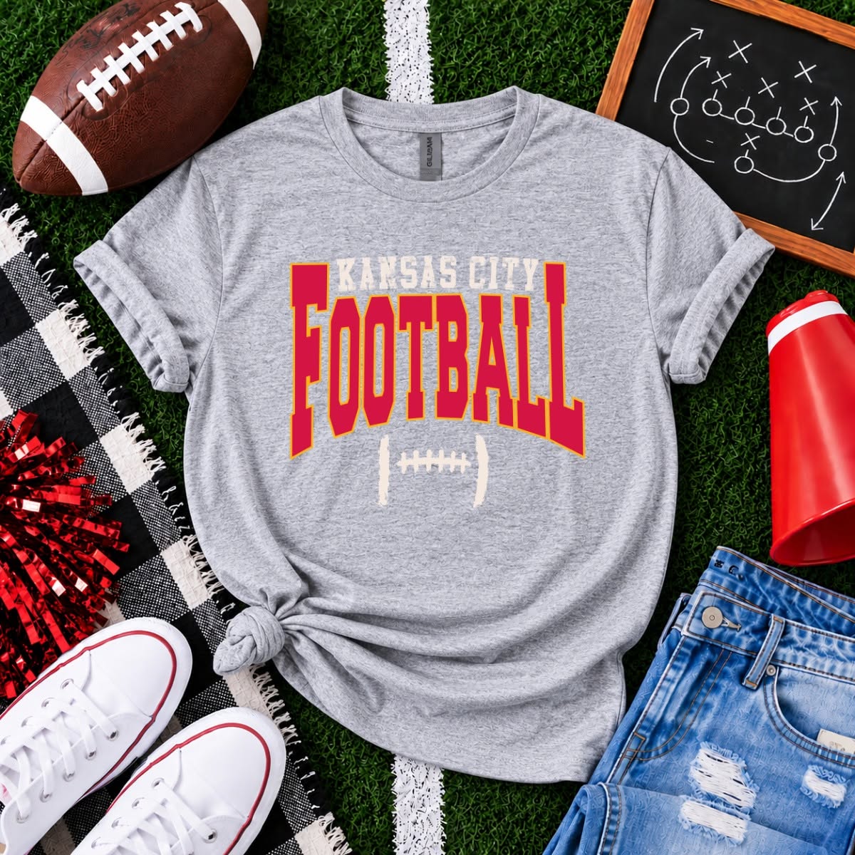 KC Kansas City Football Graphic Tee Gildan T-Shirt