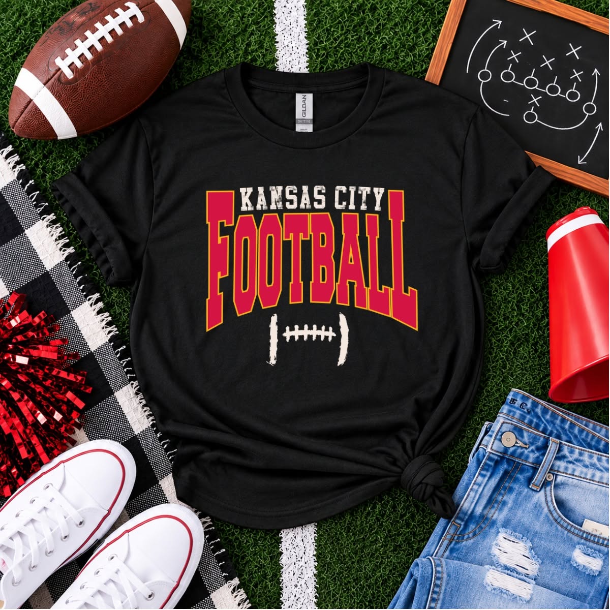 KC Kansas City Football Graphic Tee Gildan T-Shirt