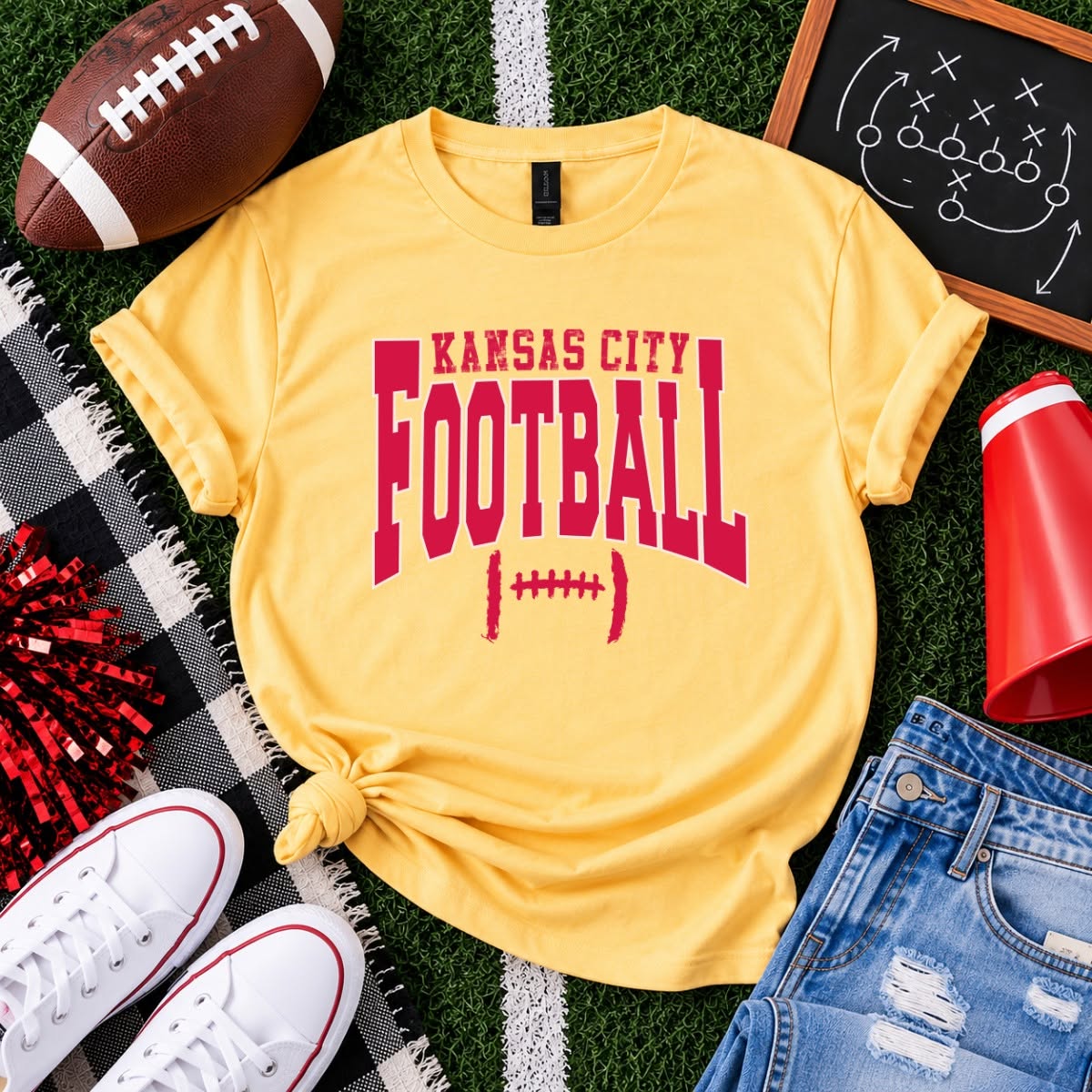 KC Kansas City Football Graphic Tee Gildan T-Shirt
