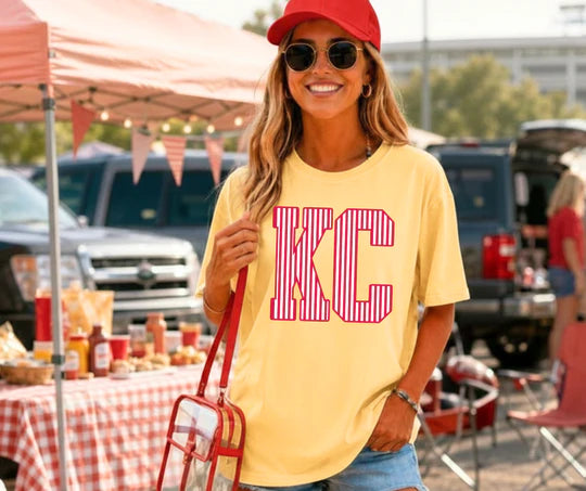 Unisex Comfort Colors Tee Bold Striped KC Kansas City Chiefs Football Graphic T-Shirt
