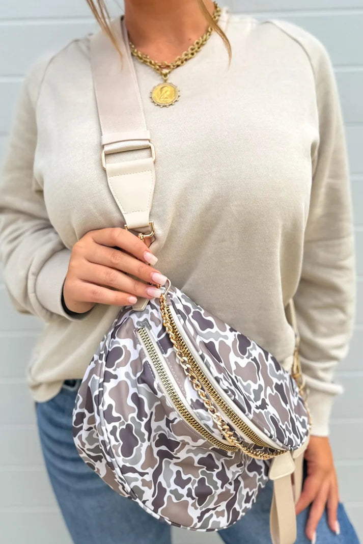 Women's Trendy Camouflage Crossbody Bum Bag Camo Style Large Capacity Camouflage Print Gold Chain Strap Double Zipper