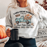 Fall Farm Fresh Market Hand Picked Daily Vintage Truck Pumpkins Graphic Crewneck Sweatshirt