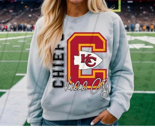 KC Kansas City Football Graphic Crewneck Sweatshirt Gildan Softstyle